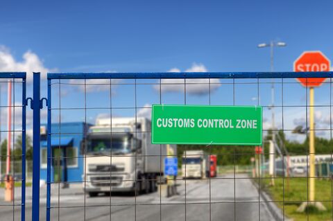 Customs min